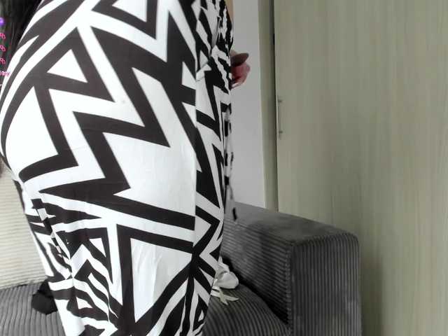 Min-Yuna's BongaCams show and profile