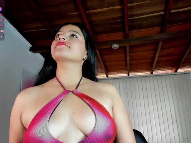 Min-Yuna's BongaCams show and profile