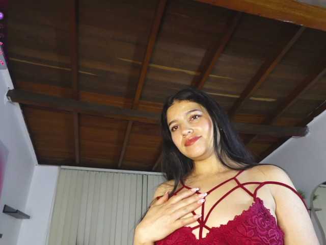 Min-Yuna's BongaCams show and profile