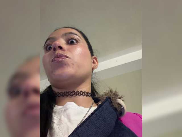 Min-Yuna's BongaCams show and profile