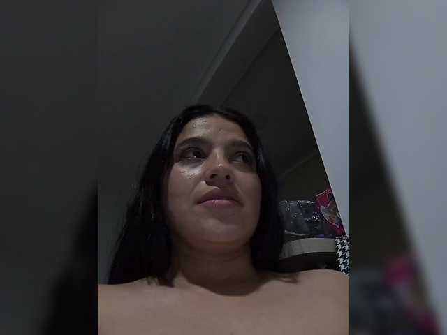 Min-Yuna's BongaCams show and profile