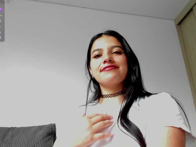 Min-Yuna's BongaCams show and profile