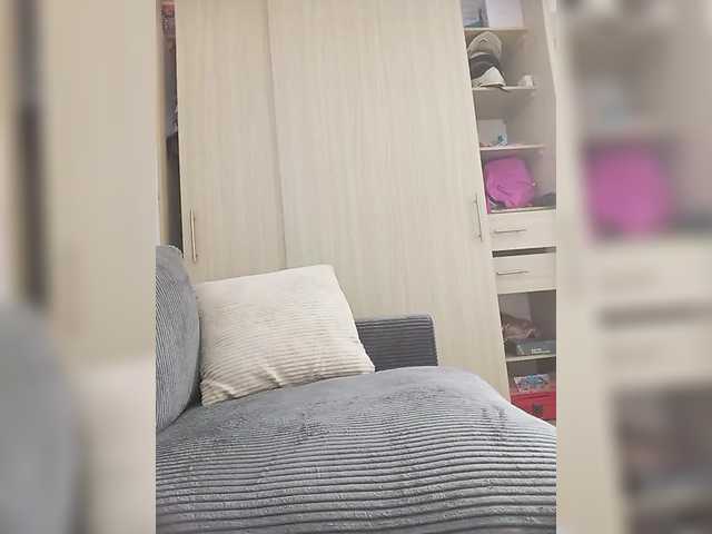 Min-Yuna's BongaCams show and profile