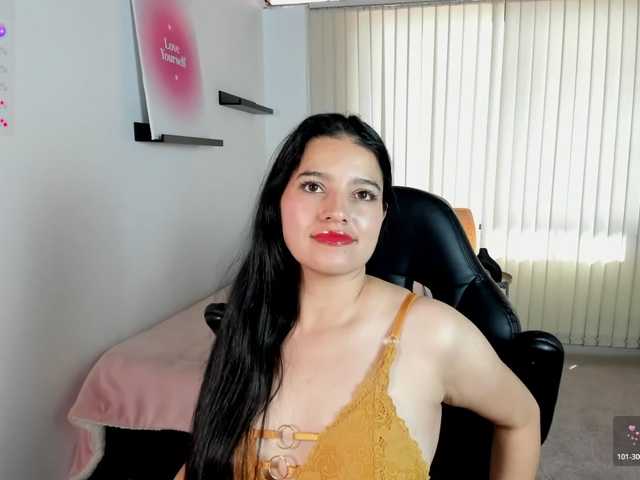 Min-Yuna's BongaCams show and profile