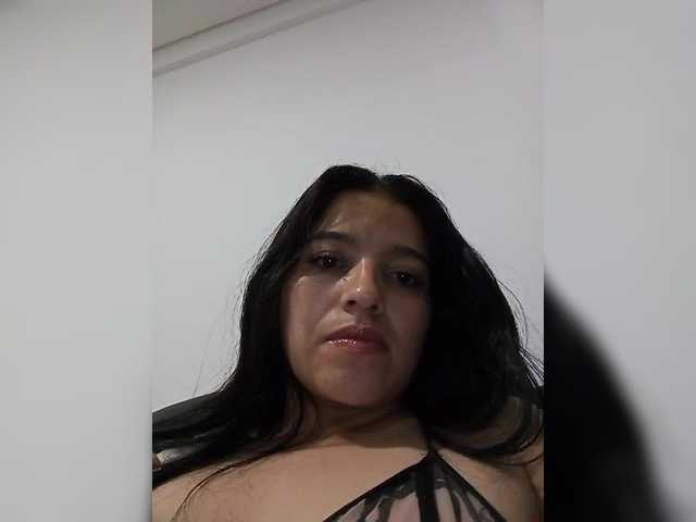 Min-Yuna's BongaCams show and profile