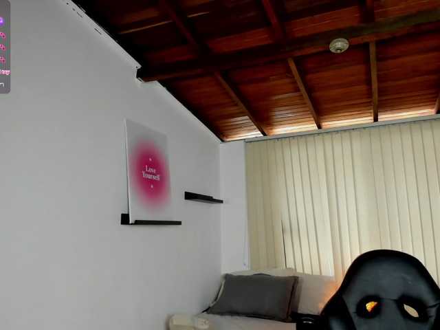 Min-Yuna's BongaCams show and profile