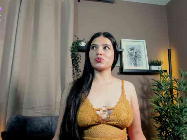 Min-Yuna webcam
