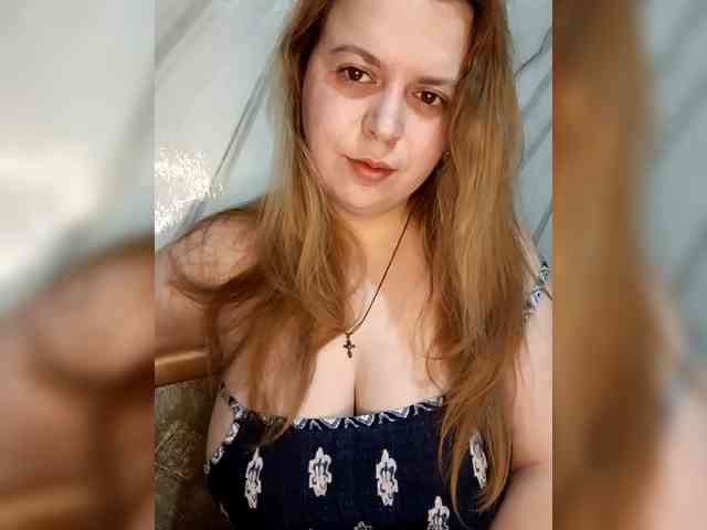 Malaya11 Live Webcam on BongaCams