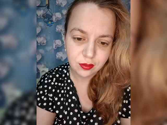 kiska-lenusya736392973 webcam