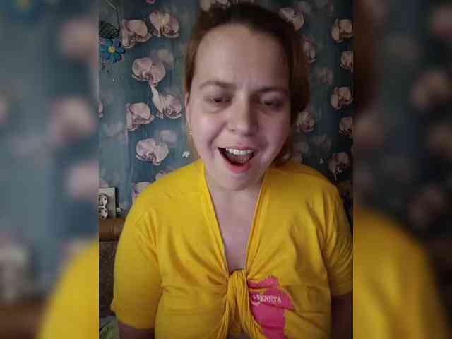 kiska-lenusya736392973 webcam