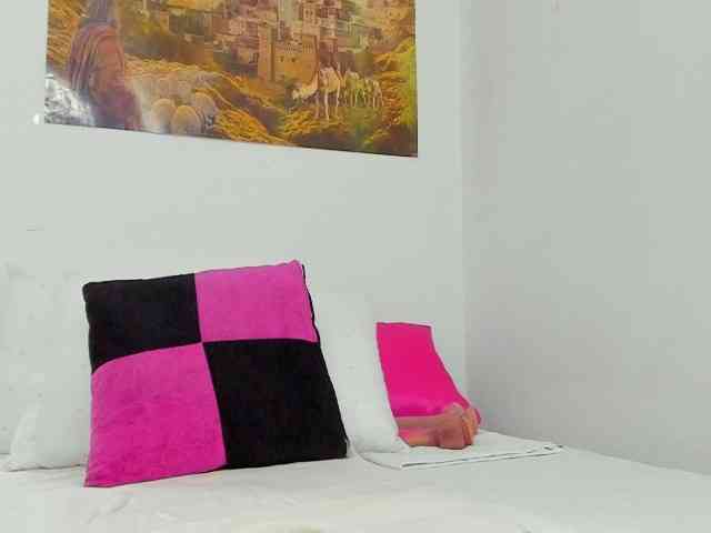 KaritooKiss KaritooKiss