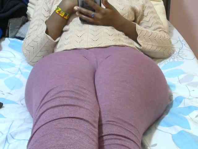 Winnie112 webcam