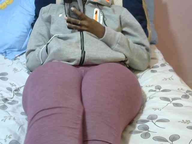 Winnie112 webcam