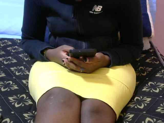 Winnie112 webcam
