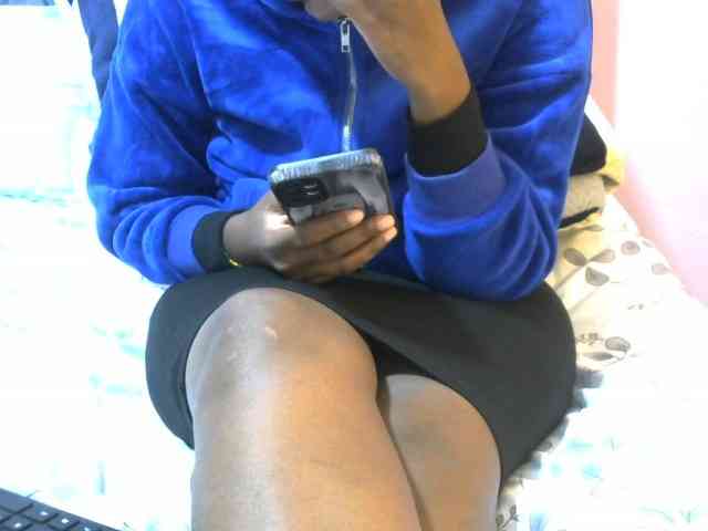 Winnie112 webcam