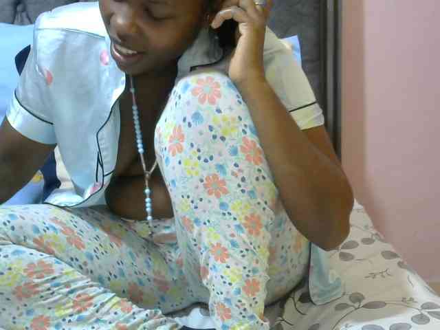 Winnie112 webcam