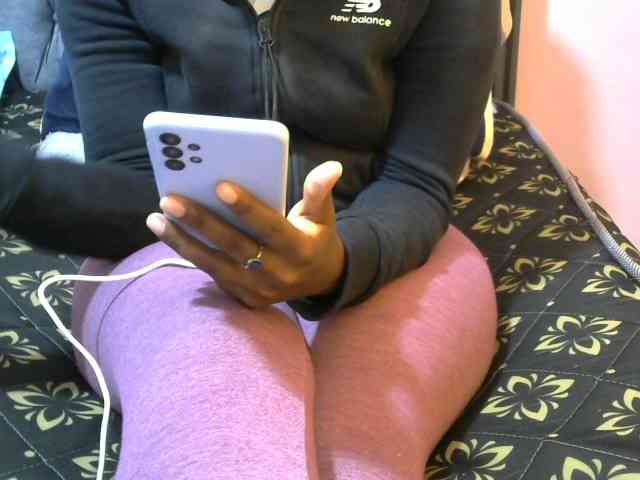 Winnie112 webcam