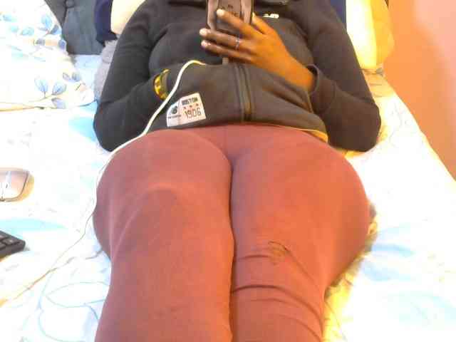 Winnie112 webcam