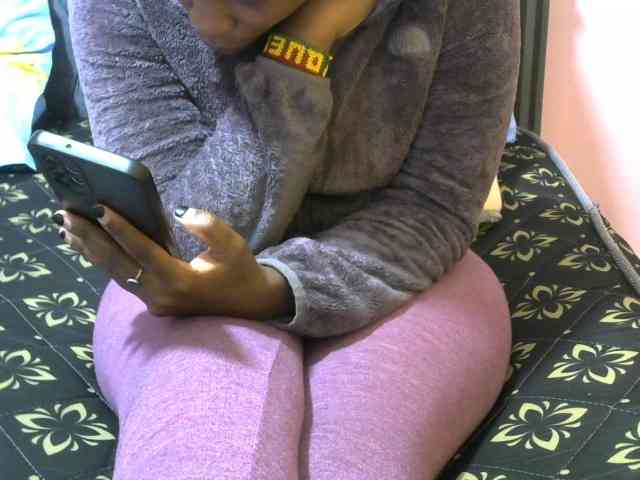 Winnie112 webcam