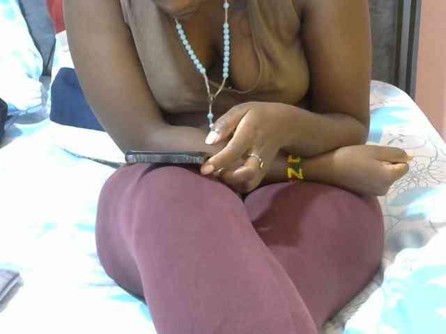 Winnie112 webcam