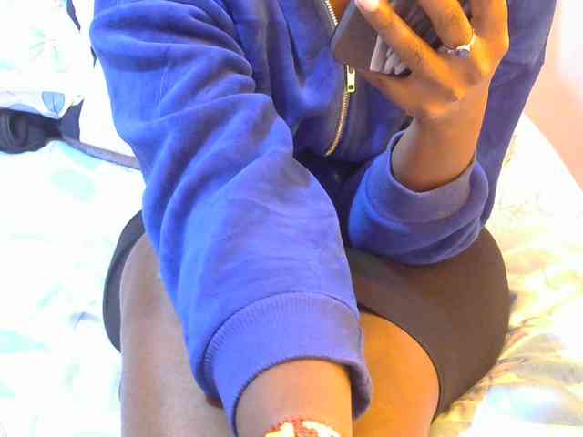 Winnie112 webcam