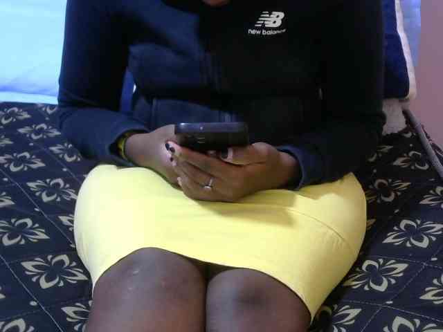 Winnie112 webcam