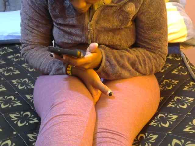 Winnie112 webcam