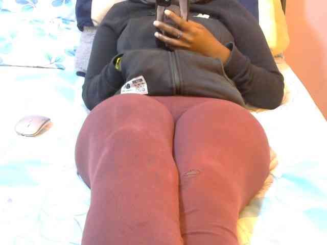 Winnie112 webcam