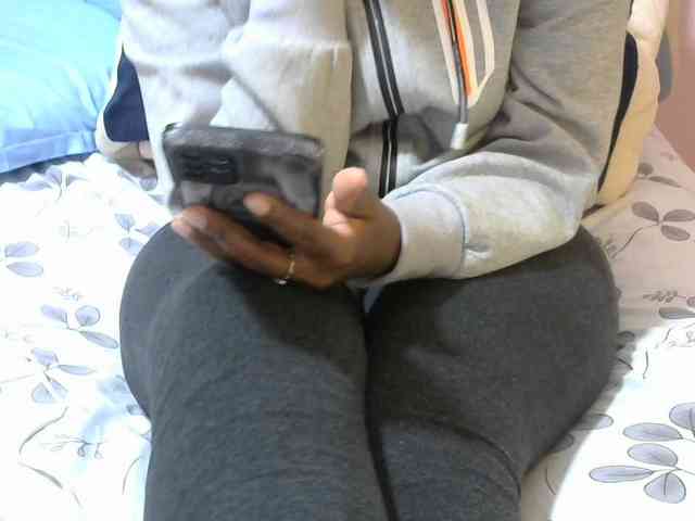 Winnie112 webcam