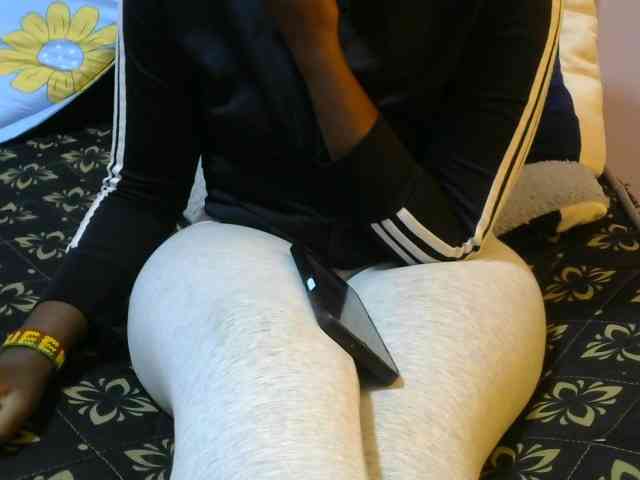 Winnie112 webcam