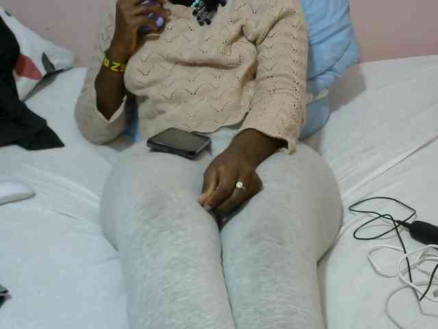 Winnie112 webcam