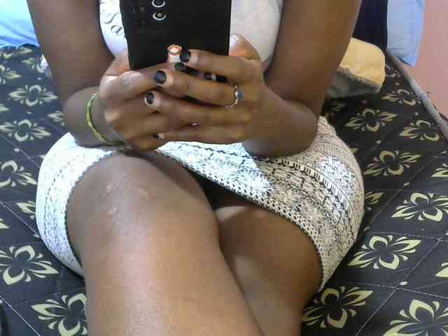 Winnie112 webcam