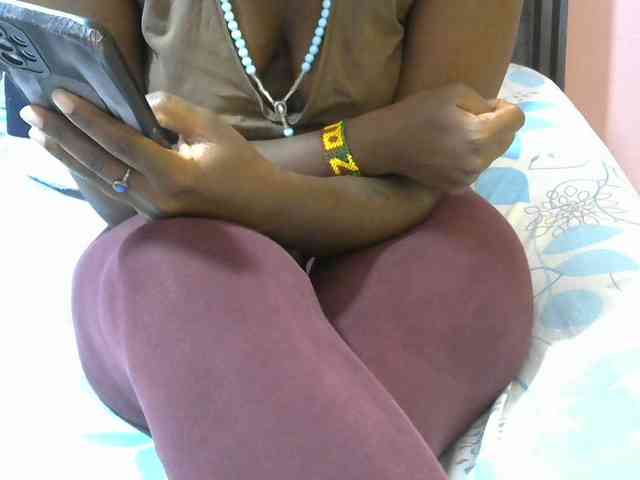 Winnie112 webcam