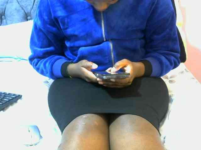 Winnie112 webcam