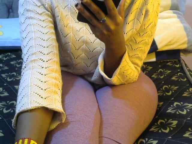 Winnie112 webcam