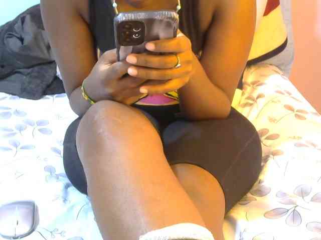 Winnie112 webcam