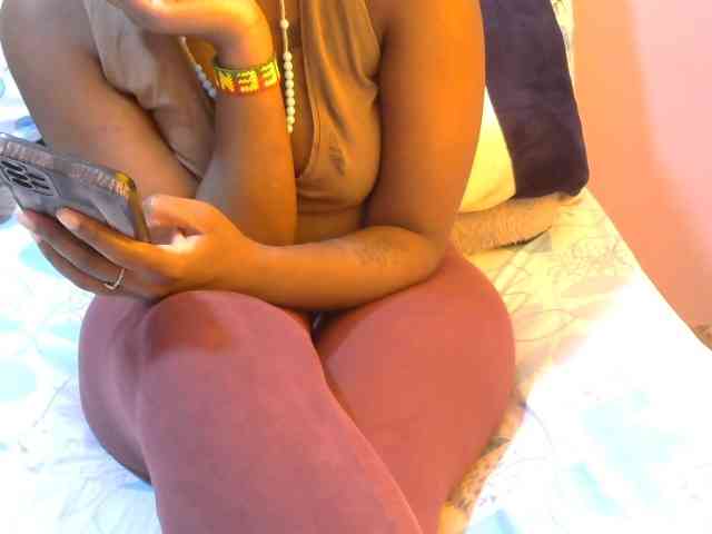 Winnie112 webcam