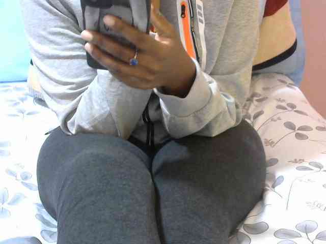 Winnie112 webcam
