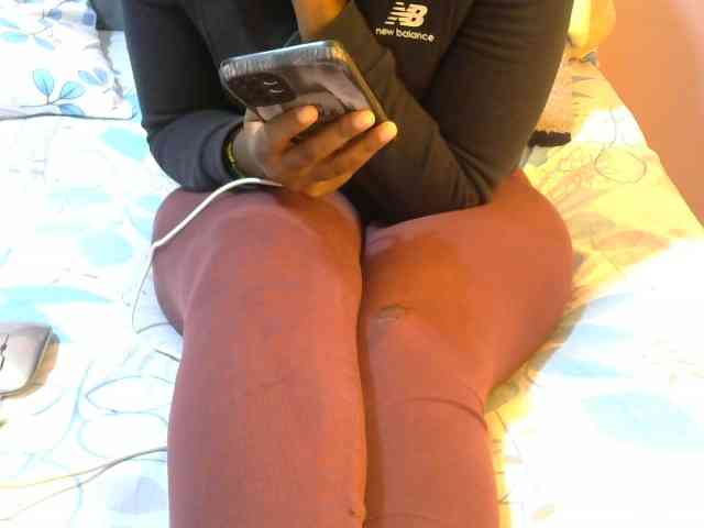 Winnie112 webcam