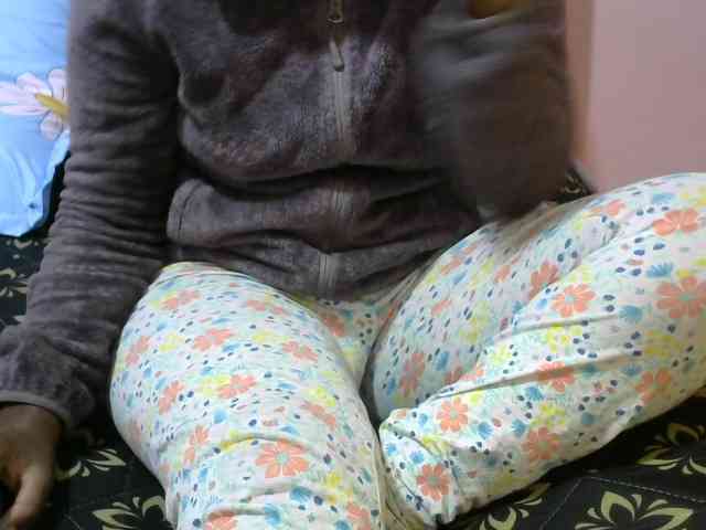 Winnie112 webcam