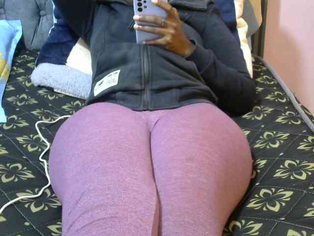 Winnie112 webcam