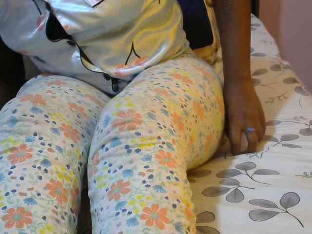 Winnie112 webcam