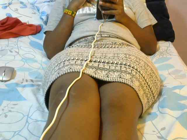 Winnie112 webcam