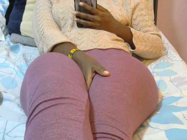 Winnie112 webcam