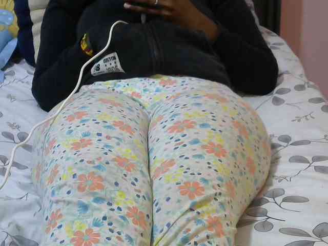 Winnie112 webcam