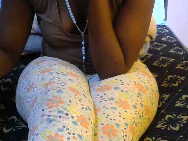 Winnie112 webcam