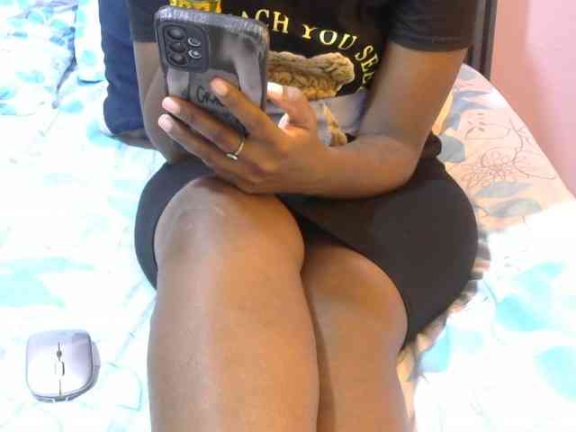 Winnie112 webcam