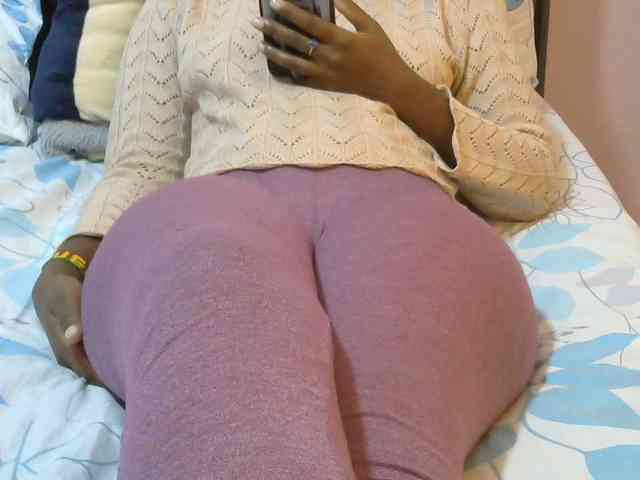 Winnie112 webcam