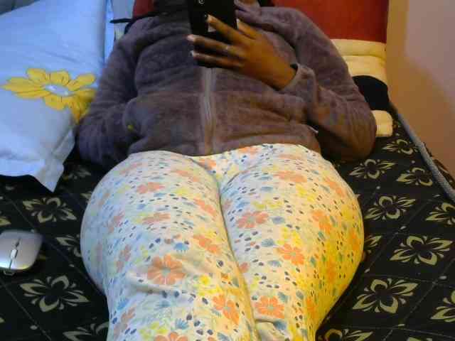 Winnie112 webcam