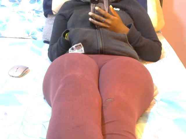 Winnie112 webcam